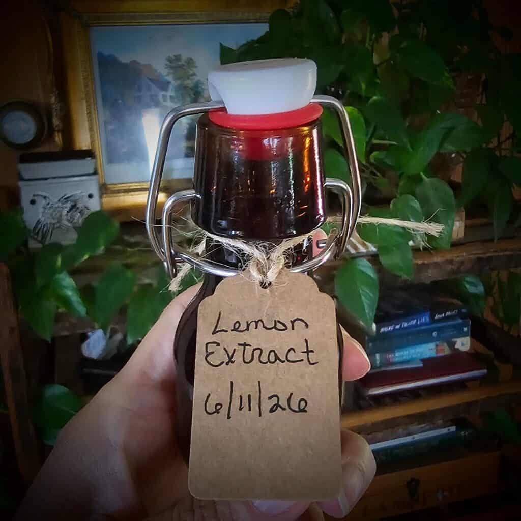How to Make Lemon Extract
